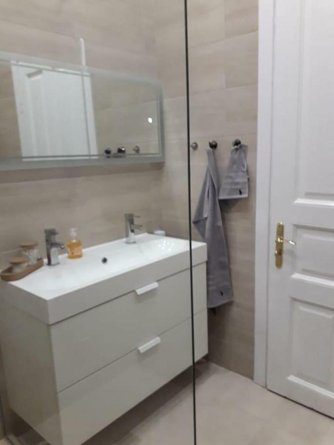 Appartamento La Dolce Vita, Luxury In The Absolute Center Burgas Esterno foto